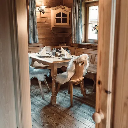 Almdorf Tirol Wildschoenau ニーデラウ